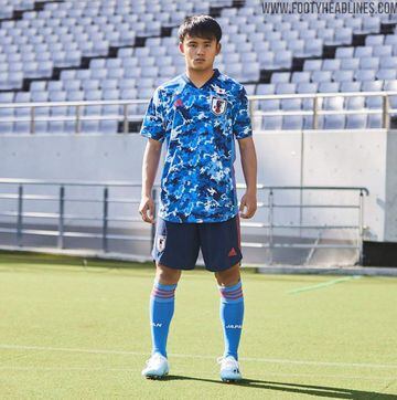 Real Madrid midfielder Kubo, on loan at Mallorca, modelling the new strip.