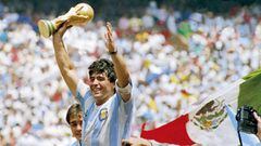 Maradona, en 10 productos: camisetas, documentales, pósters y más para recordar al astro argentino