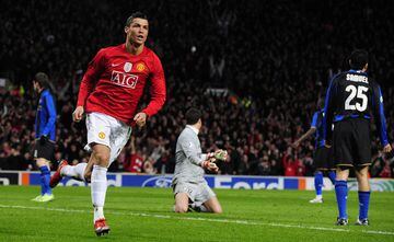 This Portuguese lad was born in 1985 and arrived in Madrid after developing into a world beater with Manchester United. His final game for the Red Devils was a Champions League final loss to Guardiola's treble-winning Barça. Los Blancos saw CR7 as the X f