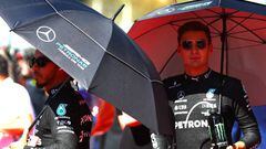 Hamilton y Russell en la parrilla de salida del circuito de Monza para el GP de Italia.