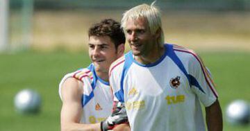 While Cañizares is better known for his time at Valencia, he came up through 'la fabrica' - Real Madrid's youth system before moving to the club che in 1998.   "If anything is working at Real Madrid, it's the goalie..."  1) "There's no doubt about Keylor.