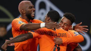 La Holanda de De Jong barre a Alemania en su salón
