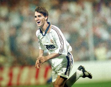 Signed from Flamengo in the winter of 1998, the mercurial left winger made over 100 appearances for Madrid and was part of the sides that lifted the Champions League trophy in 1997–98, 1999–2000 and 2001–02 and a Liga title in 2000-01.