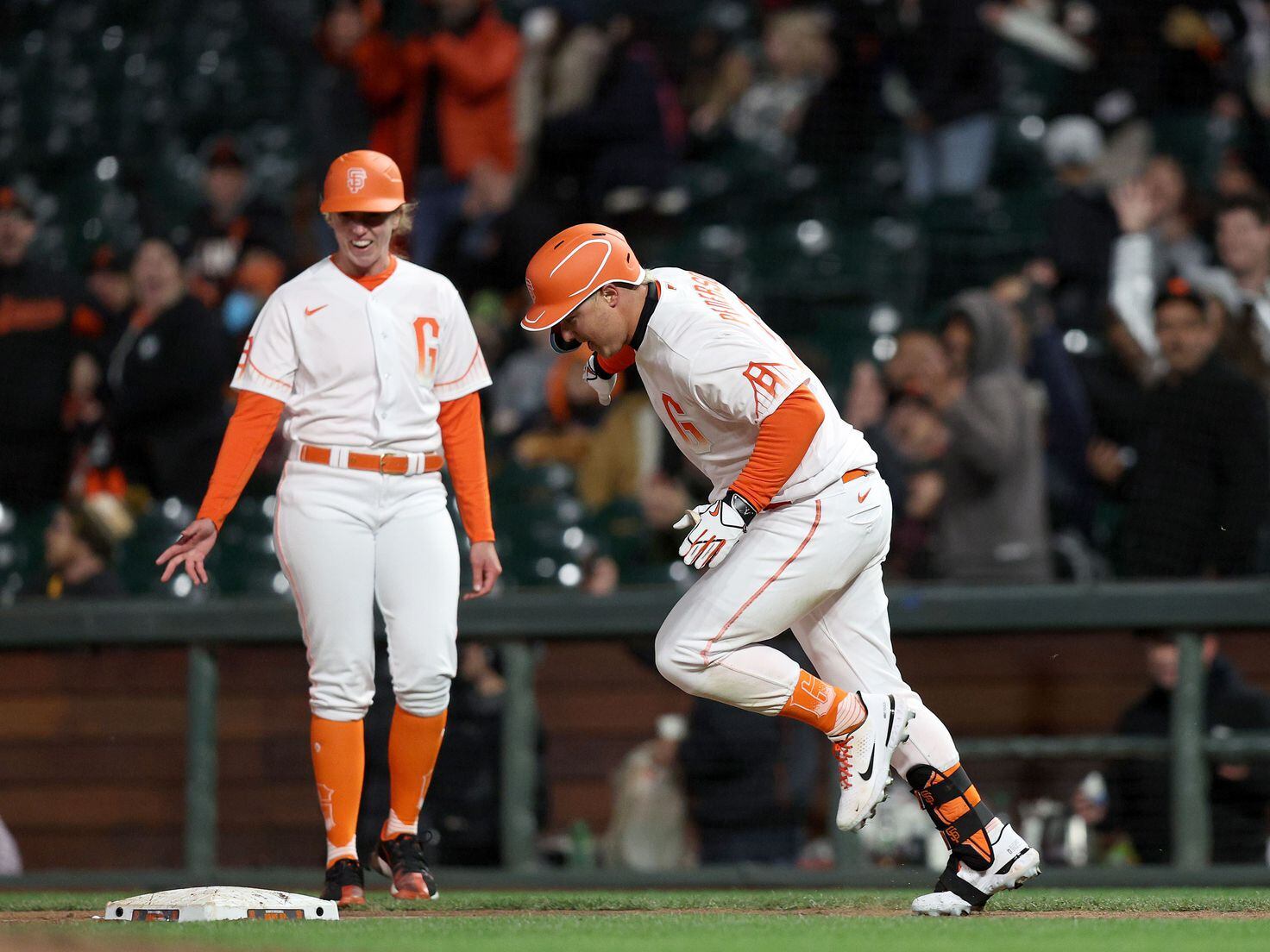 Giants Reportedly Agree to 20-Year Contract to Rename Stadium Oracle Park, News, Scores, Highlights, Stats, and Rumors