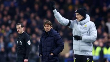 Abramovich-Chelsea sanctions have Antonio Conte worried