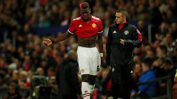 Soccer Football - Champions League - Manchester United vs FC Basel - Old Trafford, Manchester, Britain - September 12, 2017   Manchester United&#039;s Paul Pogba walks off as he is substituted for Marouane Fellaini after sustaining an injury    Action Ima
