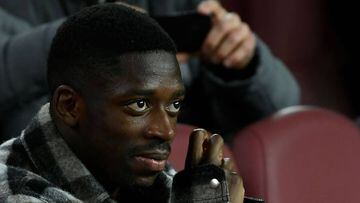 Barcelona&#039;s French forward Ousmane Dembele looks on during the Spanish league football match be tween FC Barcelona and Levante UD at the Camp Nou stadium in Barcelona, on February 2, 2020. (Photo by LLUIS GENE / AFP)