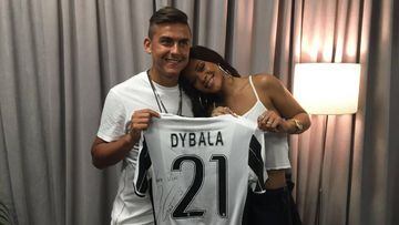 Dybala, embobado con Rihanna