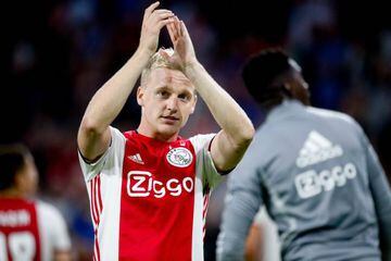 Donny van de Beek celebrating the win after the game Ajax - Emmen (5-0).