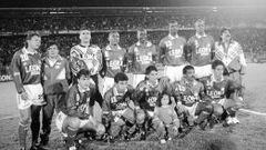 Da Silva, (agachado en primer lugar de izquierda a derecha) jugó con Millonarios en 1995. Uno de sus grandes partidos con el azul lo tuvo ante Nacional por Libertadores.