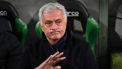 REGGIO NELL&#039;EMILIA, ITALY - FEBRUARY 13: Jos&egrave; Mourinho head coach of AS Roma looks on during the Serie A match between US Sassuolo and AS Roma at Mapei Stadium - Citta&#039; del Tricolore on February 13, 2022 in Reggio nell&#039;Emilia, Italy.