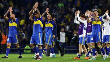 Players of Boca Juniors celebrate after their victory for the Copa Libertadores group stage second leg football match between Argentina's Boca Juniors and Chile's Colo Colo at La Bombonera stadium in Buenos Aires on June 6, 2023. (Photo by ALEJANDRO PAGNI / AFP)