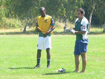 Originario de la República Democrática del Congo, el futbolista africano llegó a Chile a defender los colores de Deportes Copiapó.
