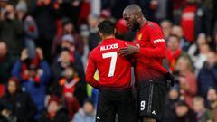 Alexis y Lukaku celebran el segundo gol.
