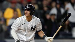 BRONX, NEW YORK - APRIL 18: Anthony Volpe #11 of the New York Yankees is walked with the bases loaded scoring Oswald Peraza of the New York Yankees during the fourth inning against the Los Angeles Angels at Yankee Stadium on April 18, 2023 in the Bronx borough of New York City.   Elsa/Getty Images/AFP (Photo by ELSA / GETTY IMAGES NORTH AMERICA / Getty Images via AFP)