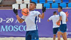 El Salvador se juega la vida en el Mundial de F&uacute;tbol Playa y va con la obligaci&oacute;n de ganarle a uno de los grandes candidatos para ser campe&oacute;n, la selecci&oacute;n de Brasil.