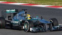 Hamilton, al volante del Mercedes.