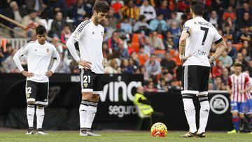 Valencia have not won any of their last 11 La Liga matches.