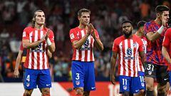 Atletico Madrid's Spanish defender #03 Cesar Azpilicueta (2L) applauds at the end of the Spanish Liga football match between Club Atletico de Madrid and Granada FC at the Wanda Metropolitano stadium in Madrid on August 14, 2023. Atletico Madrid won 3-1. (Photo by JAVIER SORIANO / AFP)