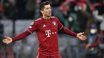 Bayern thrash Salzburg to reach Champions League quarters
