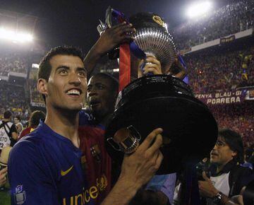 En temporada 2008/09 el centrocampista español recibió el premio a Jugador Revelación de La Liga.