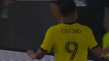 Cucho Hernández y una gran definición en este gol 
