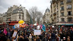 ¿Por qué hay protestas en Francia contra Macron?