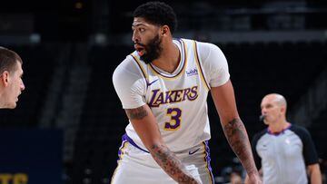 Anthony Davis' Achilles issue during Lakers loss to Denver