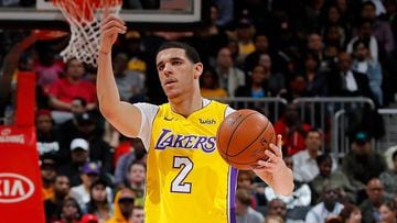 Lonzo, Kuzma y polémica final: los Lakers rozan los 30 triunfos