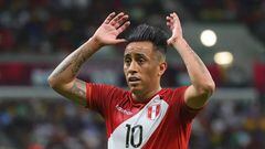 Peru's midfielder Christian Cueva reacts during the FIFA World Cup 2022 inter-confederation play-offs match between Australia and Peru on June 13, 2022, at the Ahmed bin Ali Stadium in the Qatari city of Ar-Rayyan. (Photo by KARIM JAAFAR / AFP) (Photo by KARIM JAAFAR/AFP via Getty Images)