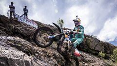 Benjamin Herrera performs during Red Bull Los Andes at Nido de Condores in Santiago, Chile on October 1st, 2017 // Jean Louis de Heeckeren / Red Bull Content Pool // SI201710020096 // Usage for editorial use only // 