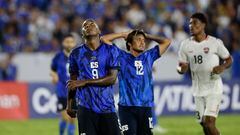 El Salvador toca fondo y cae en casa ante Trinidad y Tobago 3-2. Zavaleta marcó uno de los goles, pero también regaló un penal en el Mágico González.