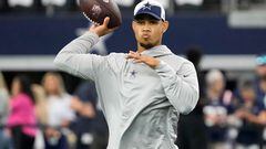 ARLINGTON, TEXAS - OCTOBER 01: Trey Lance #15 of the Dallas Cowboys warms up prior to a game against the New England Patriots at AT&T Stadium on October 01, 2023 in Arlington, Texas.   Sam Hodde/Getty Images/AFP (Photo by Sam Hodde / GETTY IMAGES NORTH AMERICA / Getty Images via AFP)