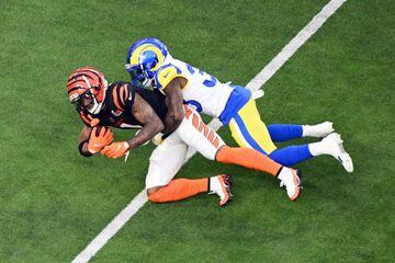 Rams cornerback Jalen Ramsey (right) restricted Cincinnati Bengals wide receiver Ja'Marr Chase to five catches and 89 receiving yards in Sunday's Super Bowl.