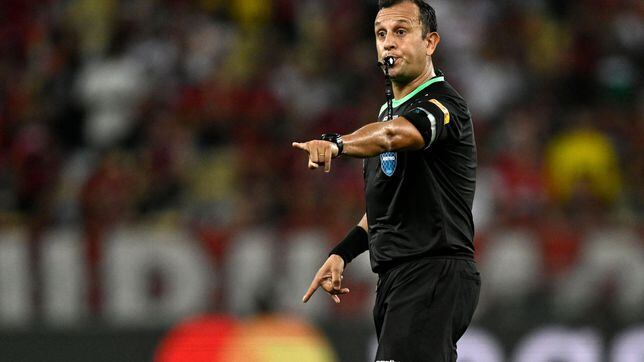 Así es Darío Herrera, el árbitro del Independiente del Valle - Pereira de Copa Libertadores