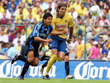 Aunque en su país hizo cosas interensantes con Boca Juniors, el Flaco Bilos estuvo muy poco tiempo con América sin lograr absolutamente nada