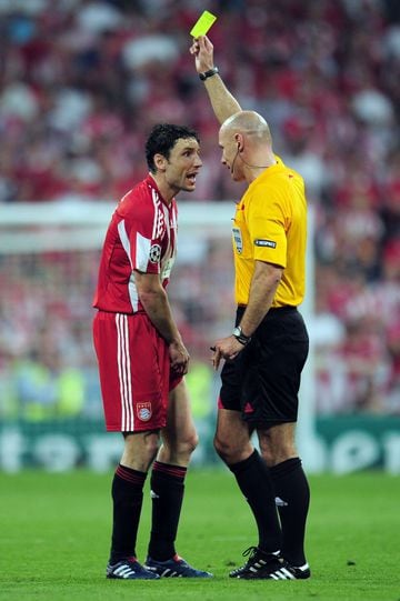 Mark van Bommel appeared 76 times in the Champions League with PSV Eindhoven, Barcelona, Bayern Munich and AC Milan, receiving 25 cards: 24 yellows and one straight red. He was sent off twice in total.