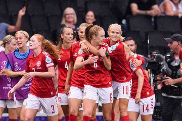 Pernille Harder of Denmark (R) celebrating her goal with her teammate Karen Holmgaard (C) 