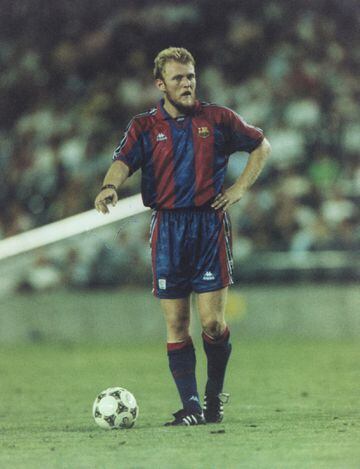 Llegó al Real Madrid en la temporada 1991/92 procedente del Estrella Roja. Estuvo en el club blanco tres temporada y, tras un paso por el Real Oviedo, fichó por el Barcelona en la temporada 1995/96.