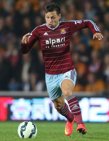 El argentino Mauro Zárate no ha tenido suficientes oportunidades en la cancha con la camiseta del West Ham de Inglaterra.
