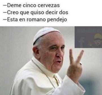 El Sumo Pontífice ya está en México, por lo que la gente sacó sus habilidades en las redes sociales para regalarnos los mejores Memes. ¡Disfrútalos!