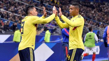 Falcao Garc&iacute;a y Luis Fernando Muriel celebrando un gol de la Selecci&oacute;n Colombia ante Francia en partido amistoso previo al Mundial de Rusia 2018