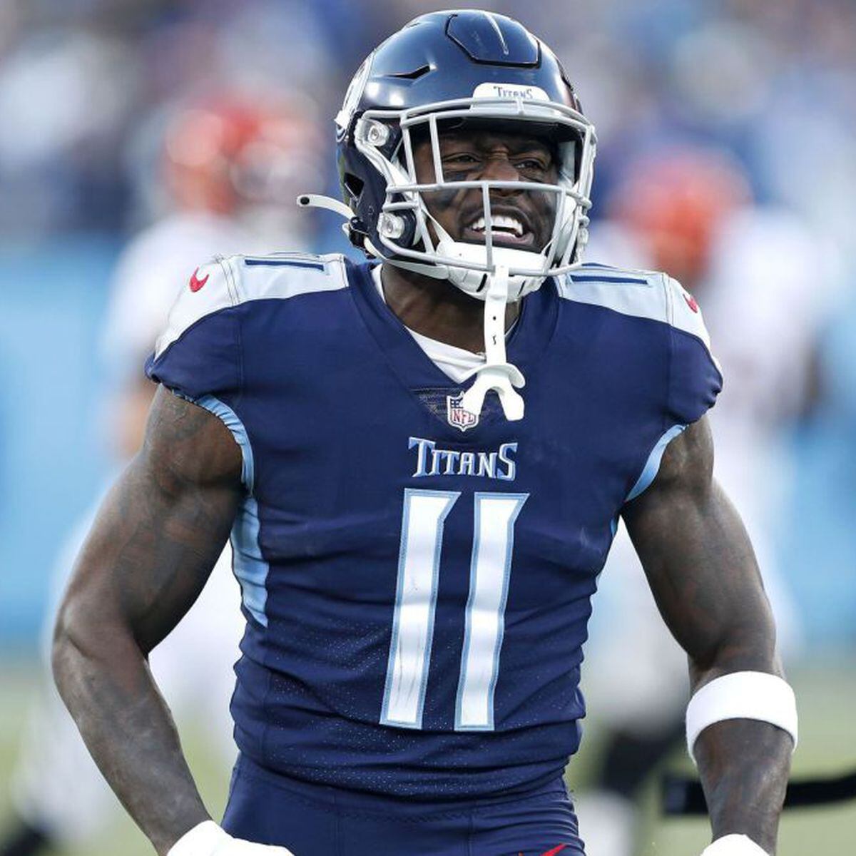 Titans prepare for Eagles & AJ Brown