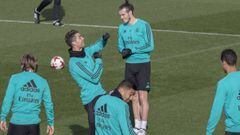 Cristiano y Bale, durante el entrenamiento del viernes.