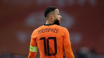 Depay not shying away from Barcelona links: "Who wouldn't like to go?"