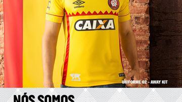 Atlético Paranaense with their Spain tribute shirt