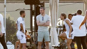 The Welshman, who scored his first goal this week for LAFC, his new MLS club, paid a visit to his ex-colleagues from the Bernabéu in Los Angeles.