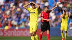 GETAFE, SPAIN - AUGUST 28: Gerard Moreno of Villarreal CF reacts during the LaLiga Santander match between Getafe CF and Villarreal CF at Coliseum Alfonso Perez on August 28, 2022 in Getafe, Spain. (Photo by Angel Martinez/Getty Images)