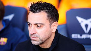 BARCELONA, SPAIN - FEBRUARY 06: Xavi Hernandez, head coach of FC Barcelona looks on during the LaLiga Santander match between FC Barcelona and Club Atletico de Madrid at Camp Nou on February 06, 2022 in Barcelona, Spain. (Photo by Eric Alonso/Getty Images