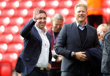 Robbie Fowler and Peter Schmeichel